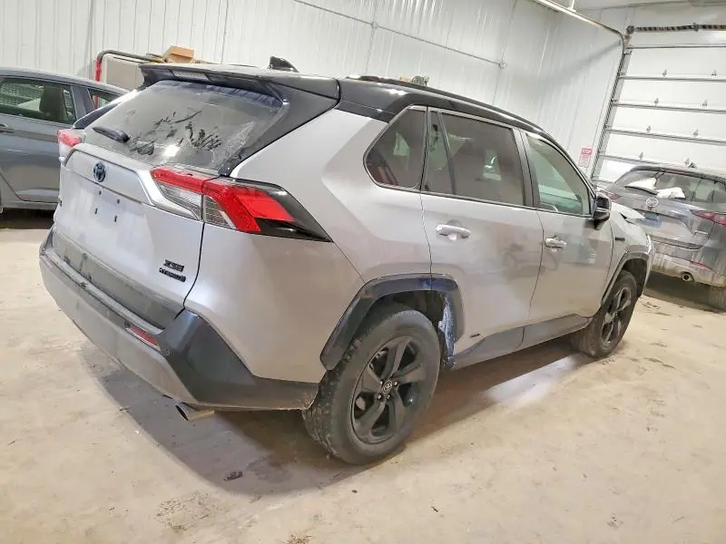 2020 TOYOTA RAV4 XSE  
