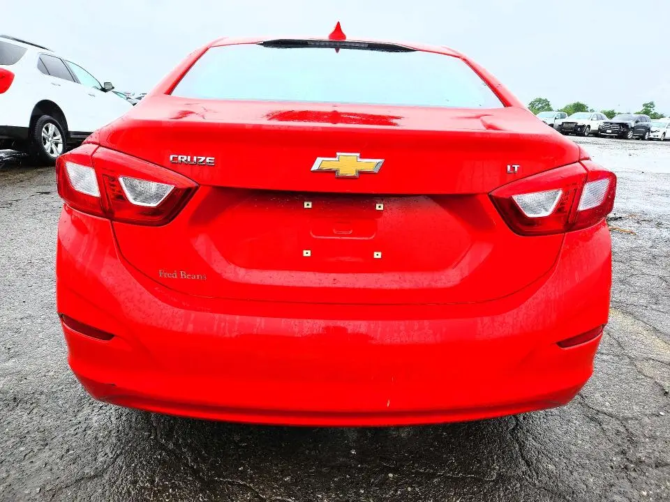 2017 CHEVROLET CRUZE LT  