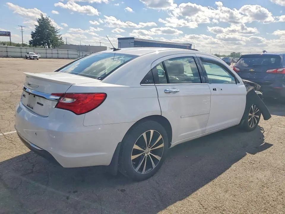 2011 CHRYSLER 200 LIMITED  
