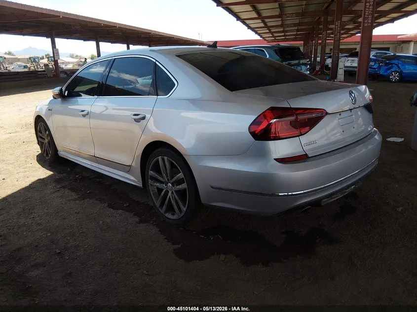 2017 VOLKSWAGEN PASSAT 1.8T R-LINE