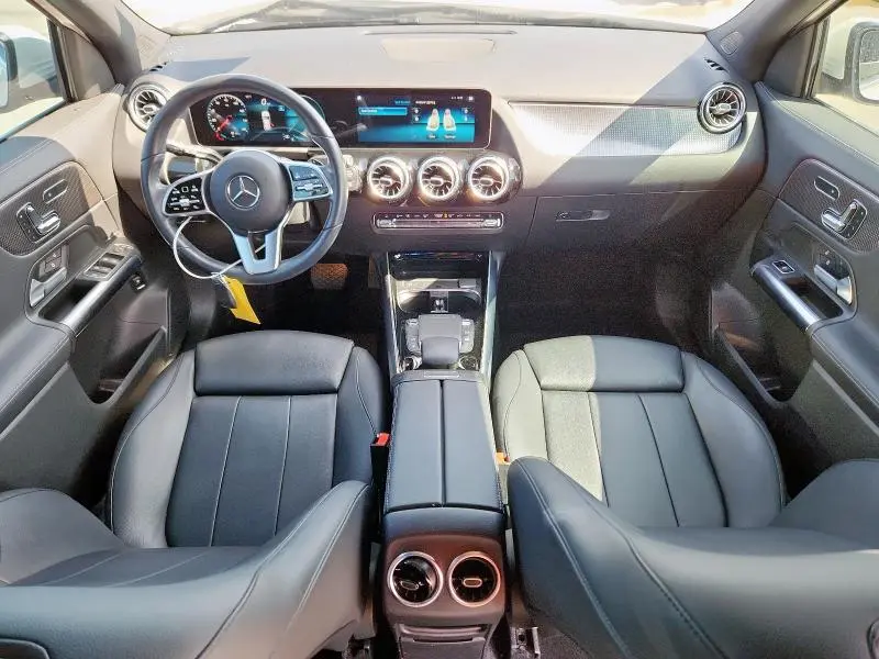 2021 MERCEDES-BENZ GLA 250 4MATIC  