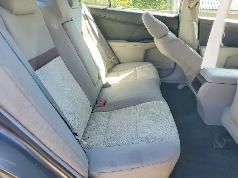 2013 TOYOTA CAMRY LE  