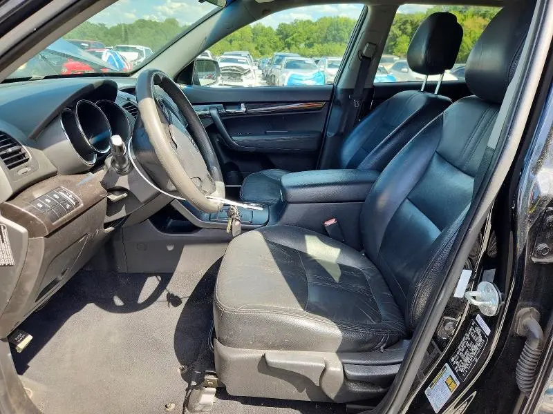 2012 KIA SORENTO LX  