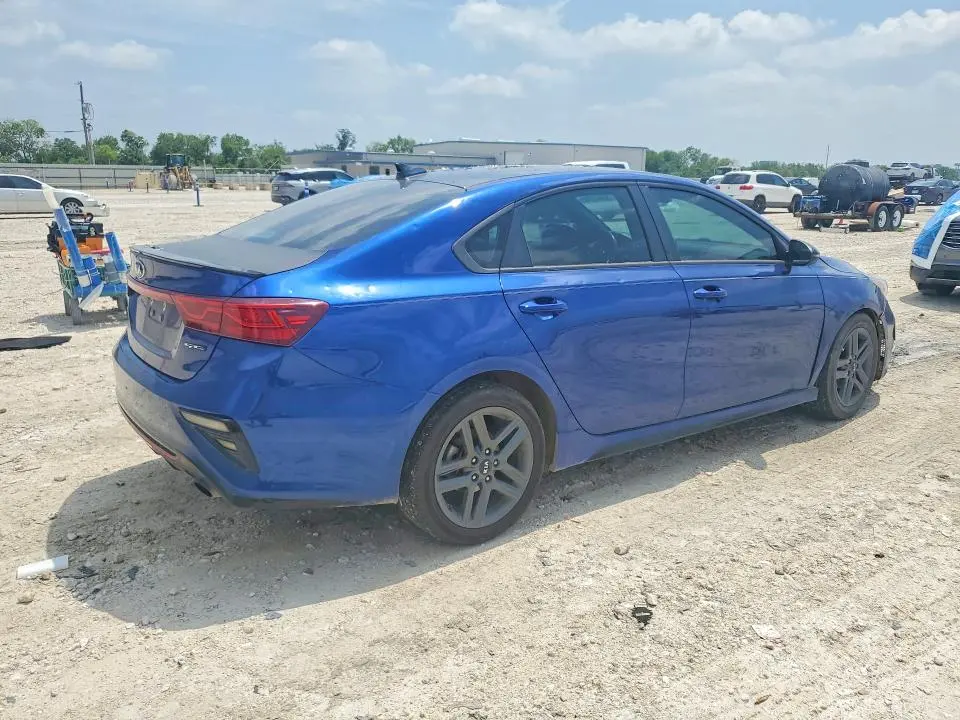 2021 KIA FORTE GT LINE  