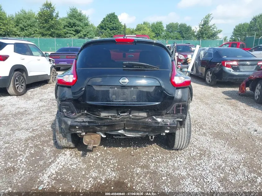 2017 NISSAN JUKE SV