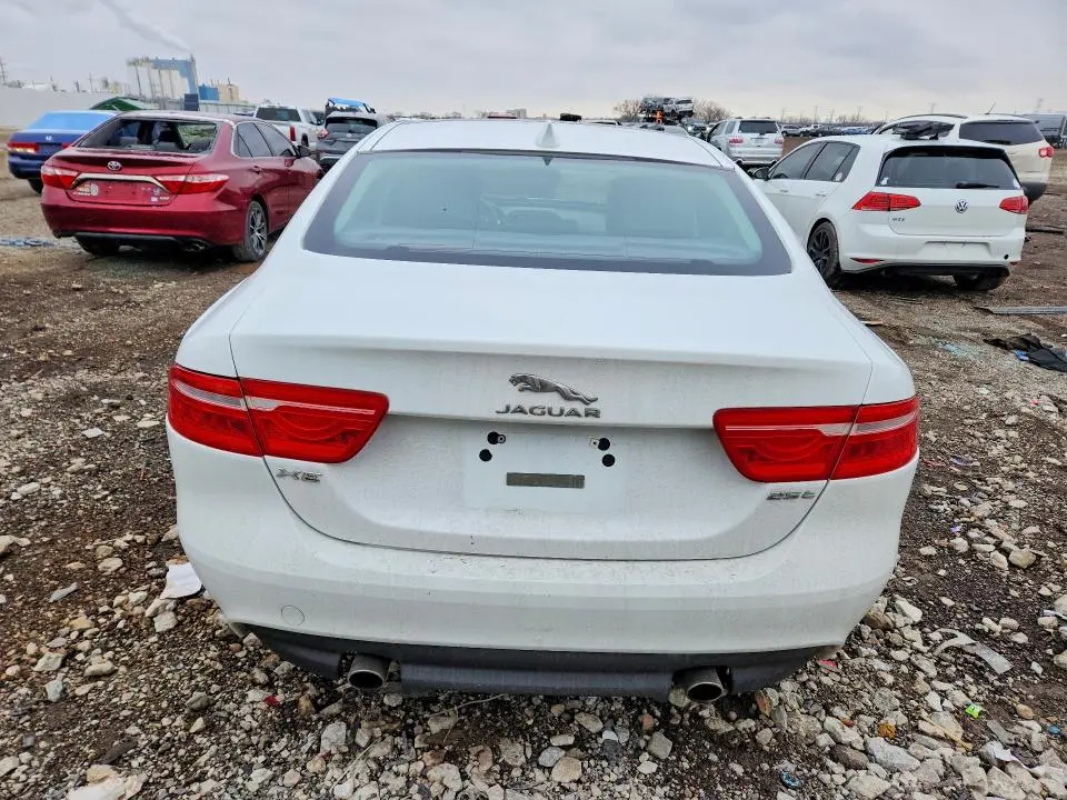 2017 JAGUAR XE   