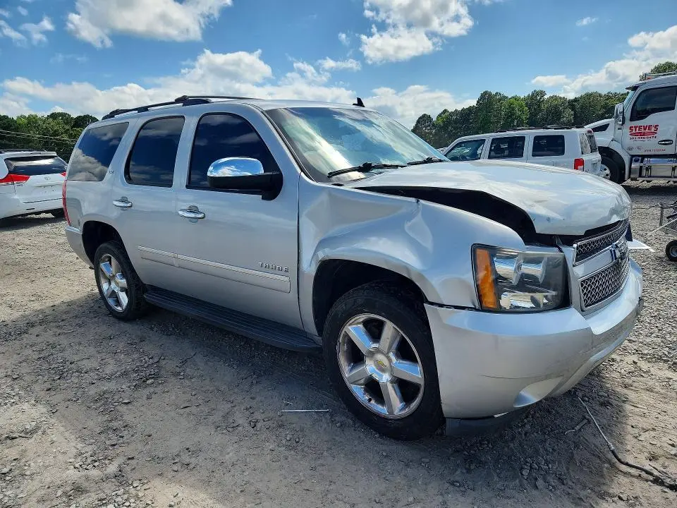 2011 CHEVROLET TAHOE C1500 LTZ  