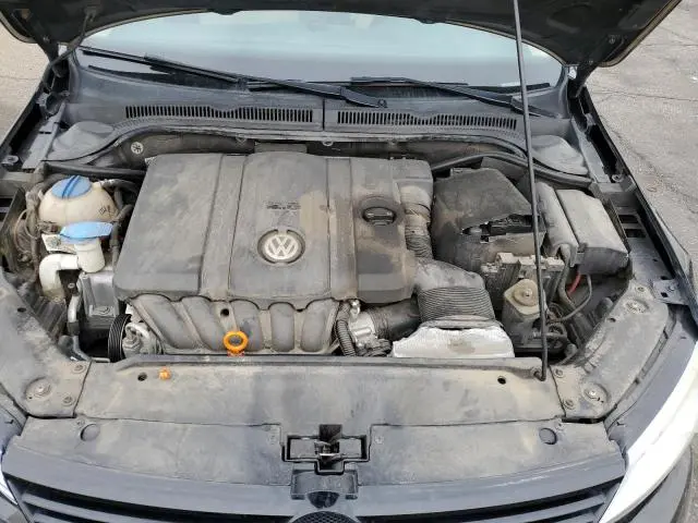 2012 VOLKSWAGEN JETTA SE  