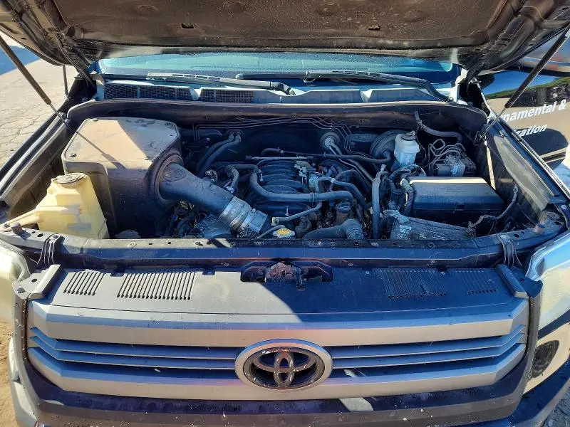 2014 TOYOTA TUNDRA CREWMAX SR5  