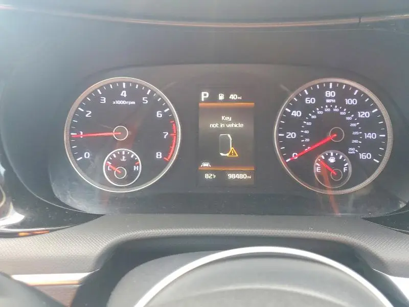 2022 KIA K5 LXS  