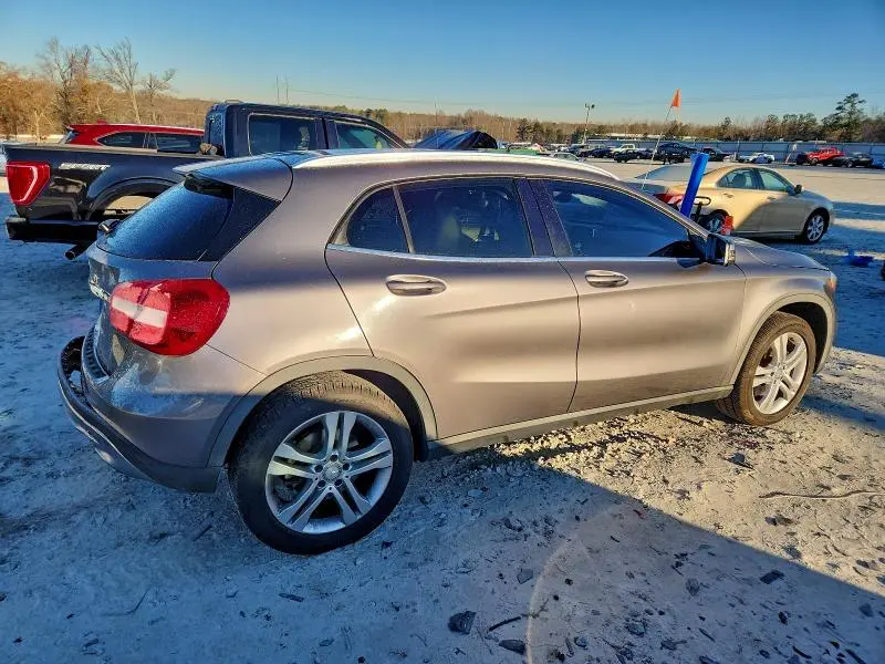 2015 MERCEDES-BENZ GLA 250  