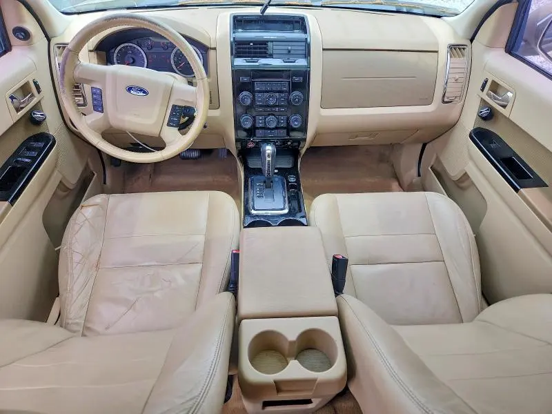 2011 FORD ESCAPE LIMITED  
