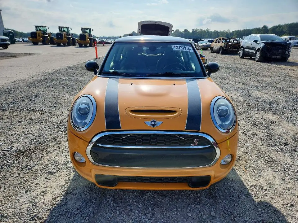 2015 MINI COOPER S  