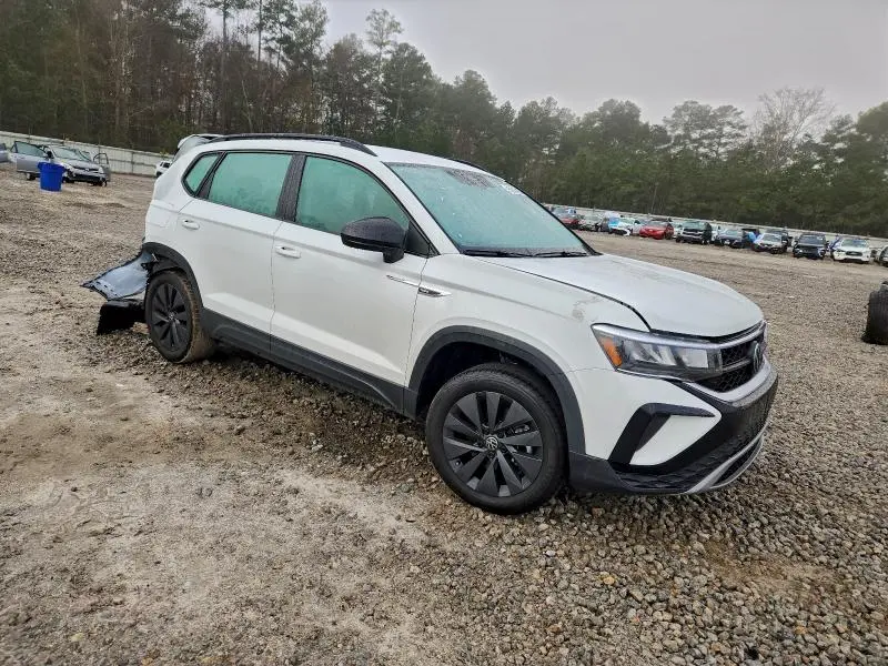 2024 VOLKSWAGEN TAOS S  