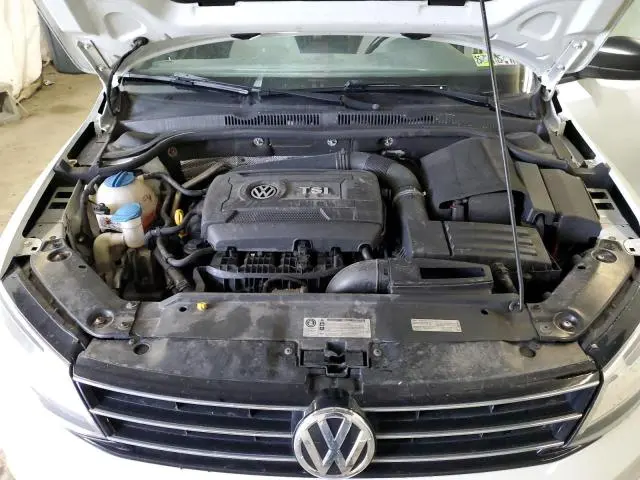 2015 VOLKSWAGEN JETTA SE  