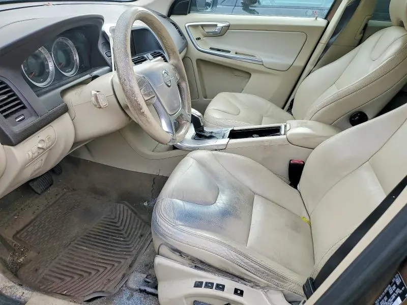 2013 VOLVO XC60 T6  