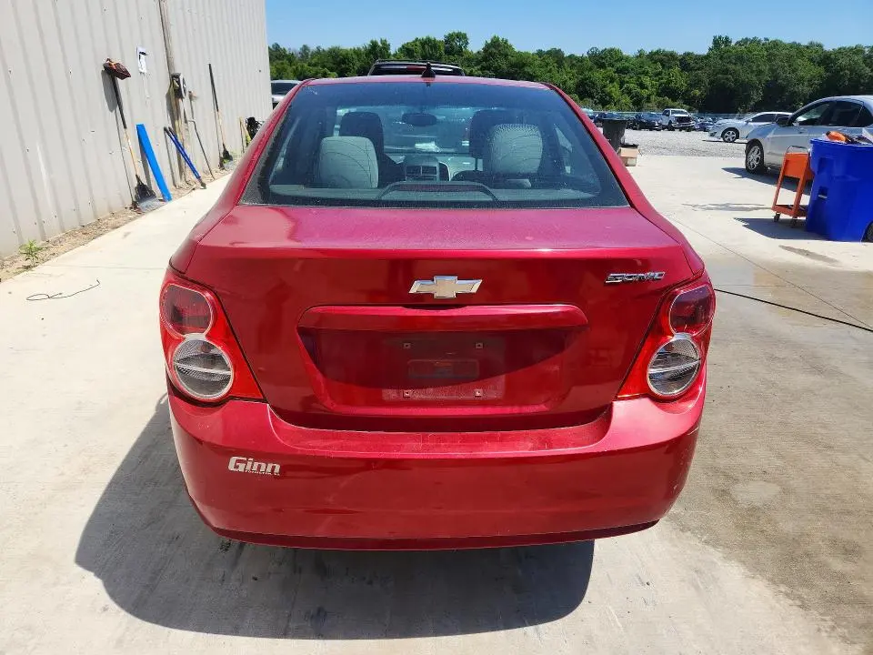 2014 CHEVROLET SONIC LS  
