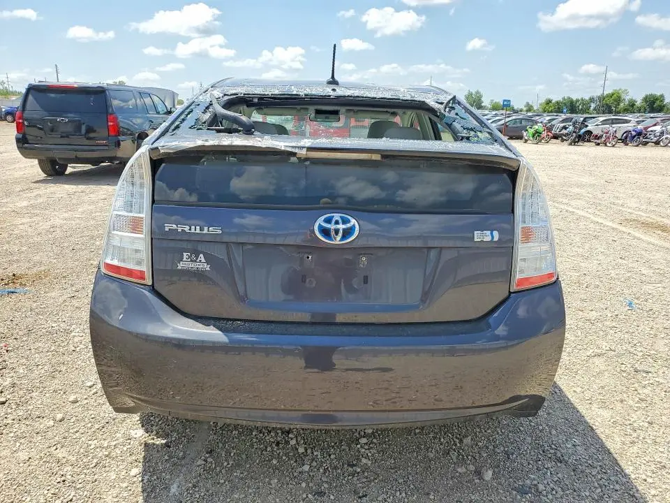 2011 TOYOTA PRIUS TWO  