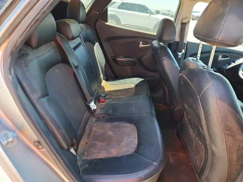 2012 HYUNDAI TUCSON GLS  