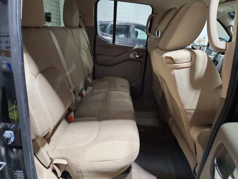 2012 NISSAN FRONTIER S  