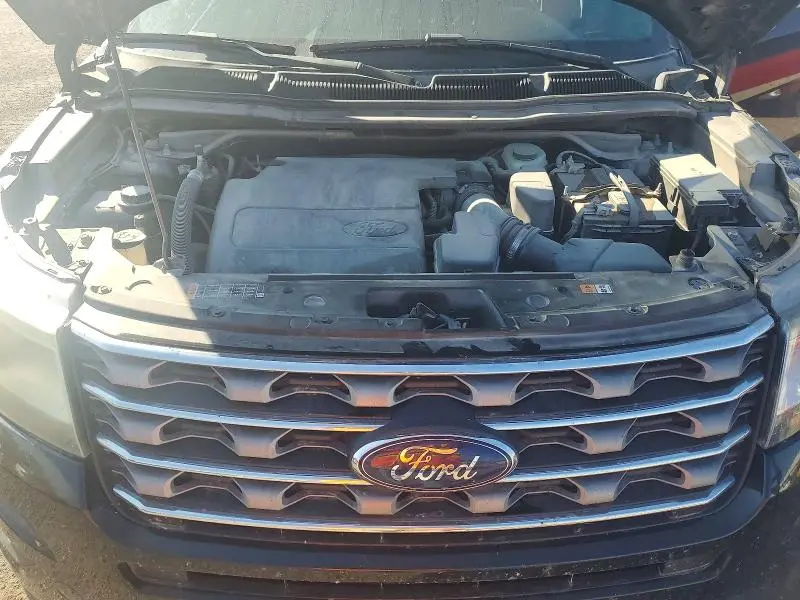2017 FORD EXPLORER XLT  