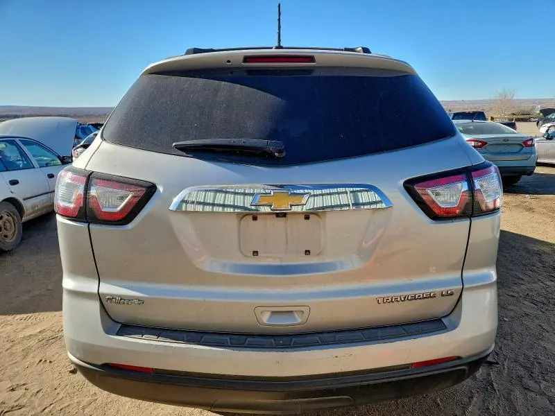 2016 CHEVROLET TRAVERSE LS  