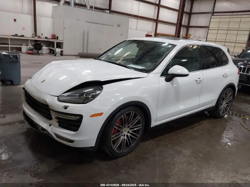 2016 PORSCHE CAYENNE TURBO/TURBO S