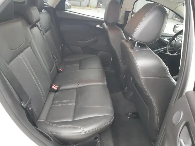 2014 FORD FOCUS TITANIUM  