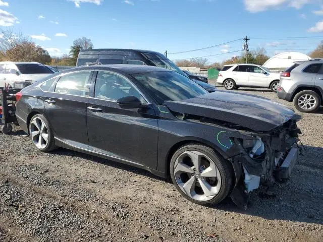 2018 HONDA ACCORD TOURING  