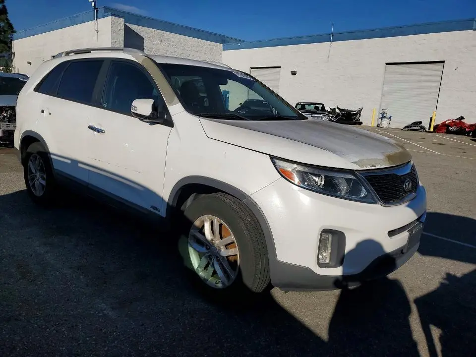 2015 KIA SORENTO LX  