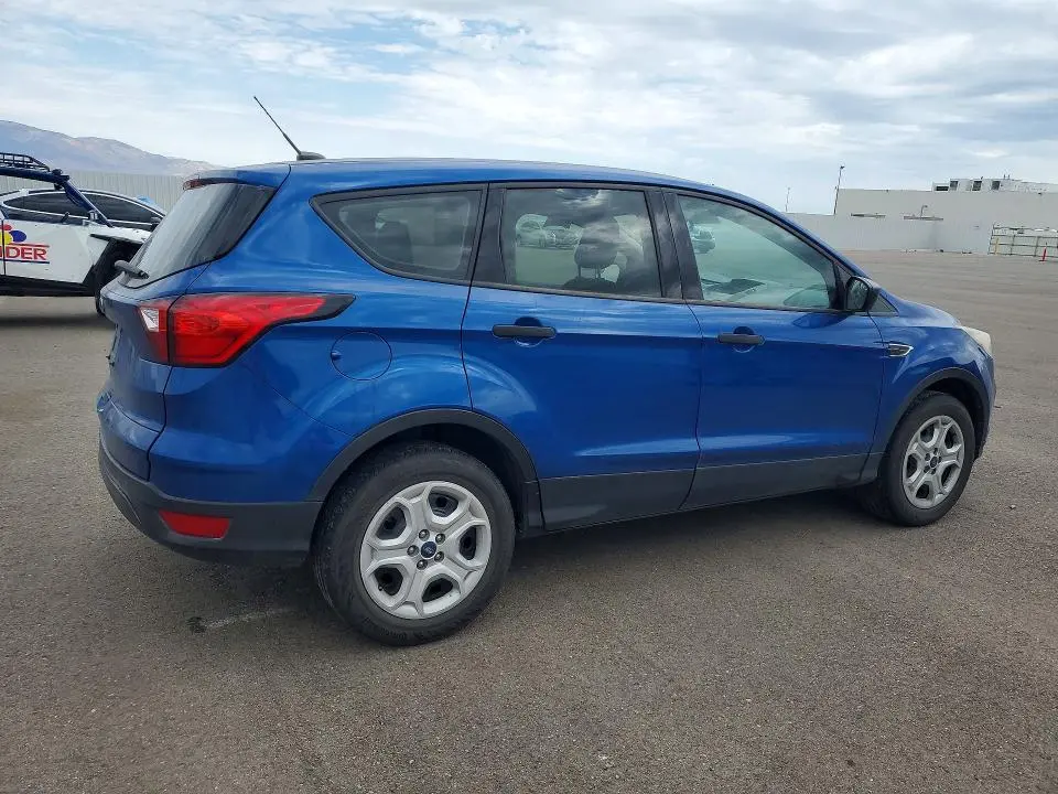 2019 FORD ESCAPE S  