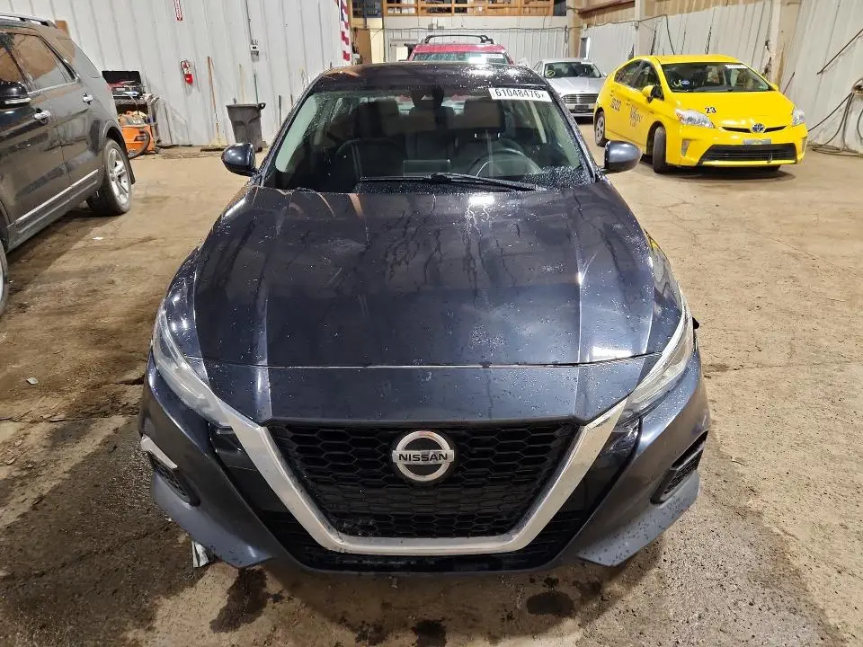 2021 NISSAN ALTIMA SV  