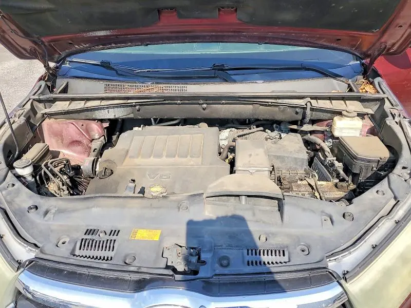 2015 TOYOTA HIGHLANDER LIMITED  