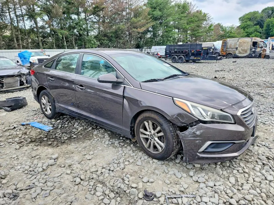 2017 HYUNDAI SONATA SE  