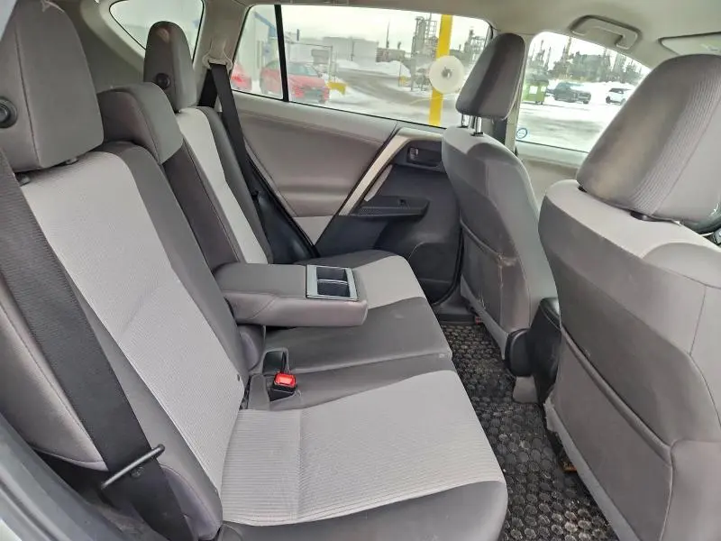 2013 TOYOTA RAV4 LE  