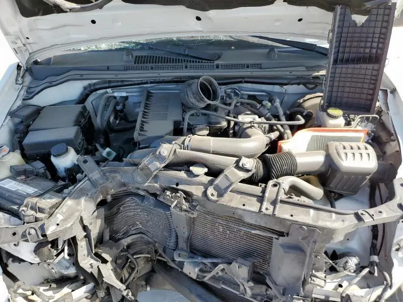 2019 NISSAN FRONTIER S  