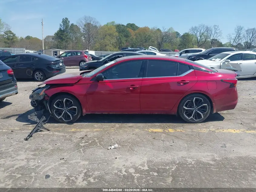 2023 NISSAN ALTIMA SR FWD
