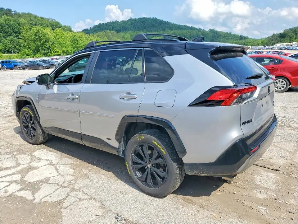 2022 TOYOTA RAV4 XSE  