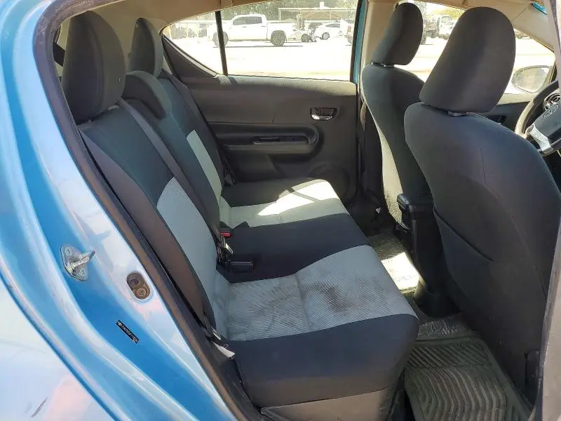 2015 TOYOTA PRIUS C TWO  