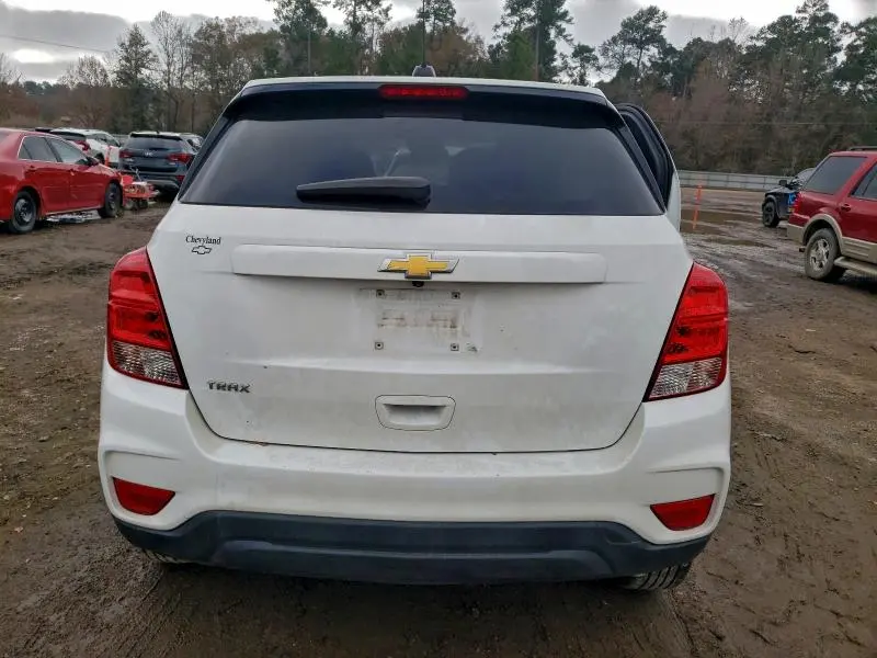 2022 CHEVROLET TRAX LS  