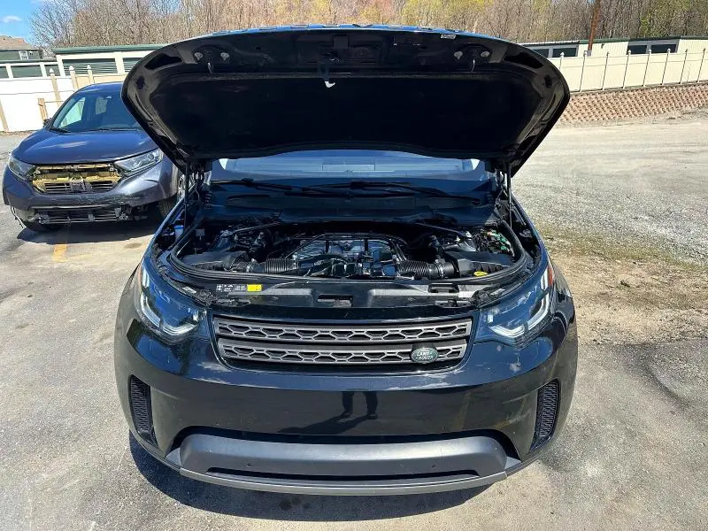 2020 LAND ROVER DISCOVERY SE  