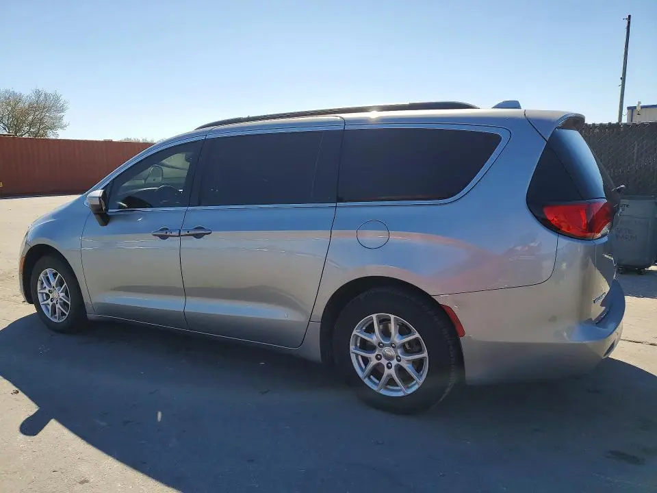 2020 CHRYSLER VOYAGER LXI  