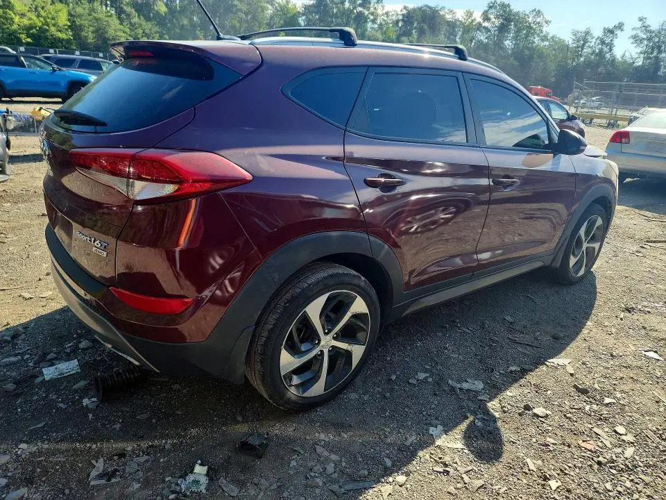 2016 HYUNDAI TUCSON SPORT  