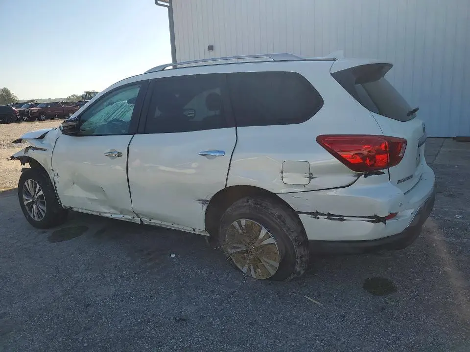 2019 NISSAN PATHFINDER SV  