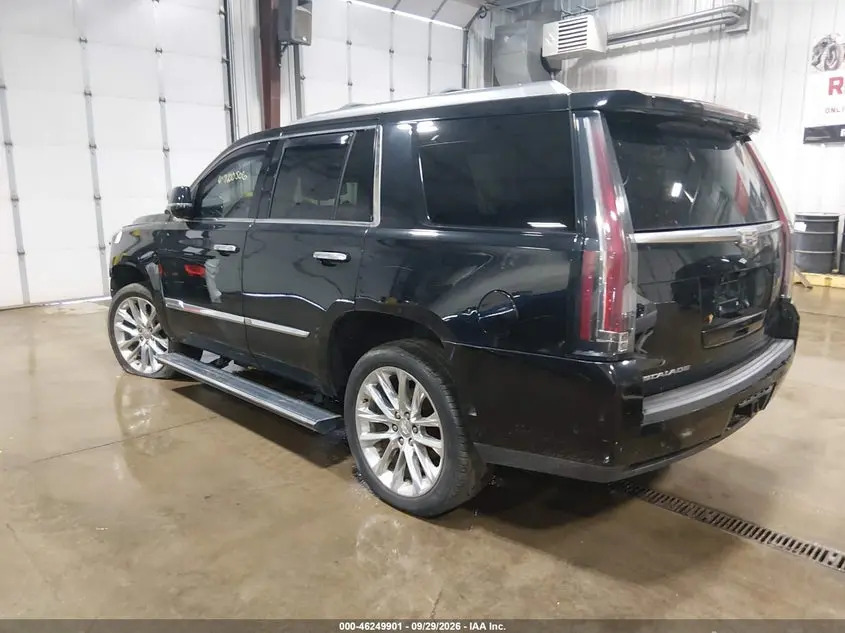 2017 CADILLAC ESCALADE PREMIUM LUXURY