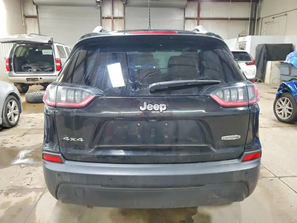 2020 JEEP CHEROKEE LATITUDE PLUS  