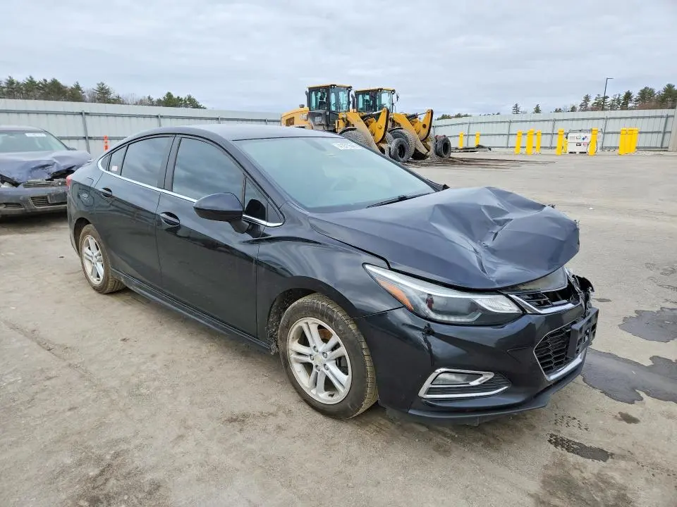 2017 CHEVROLET CRUZE   