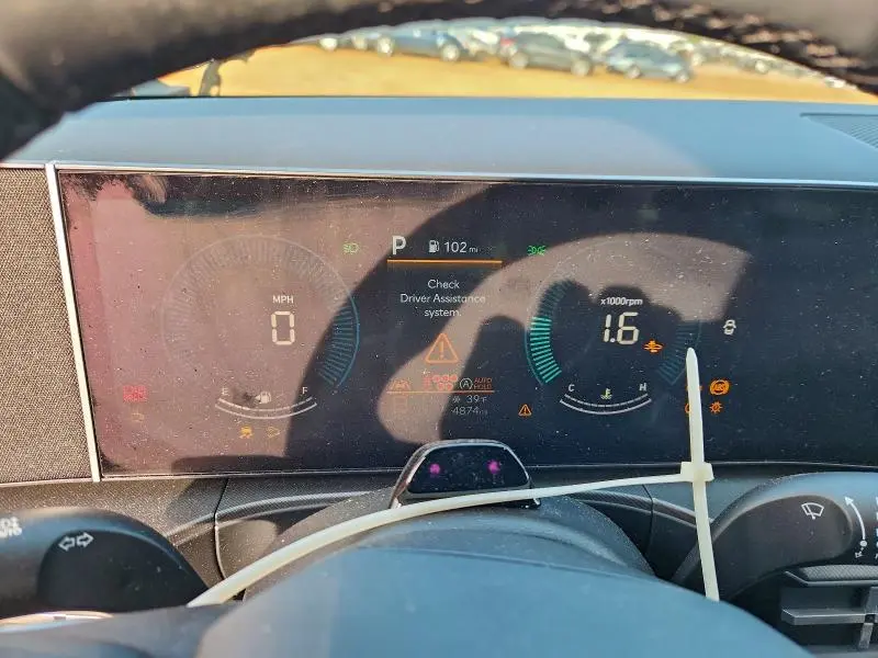 2025 HYUNDAI SANTA FE SEL  