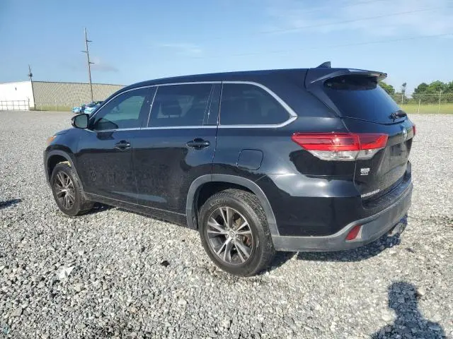 2017 TOYOTA HIGHLANDER LE  