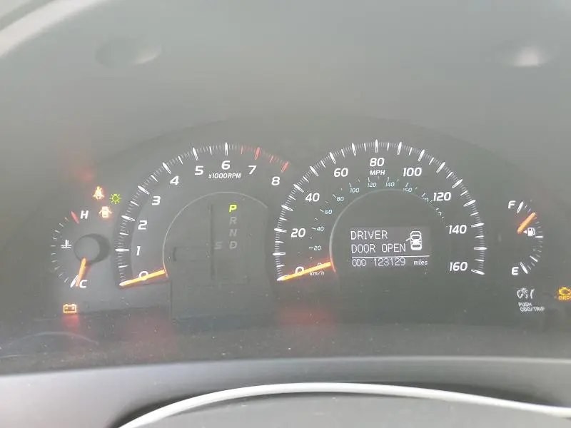 2010 TOYOTA CAMRY SE  